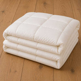 Warme Winterdecke mit Schafwolle