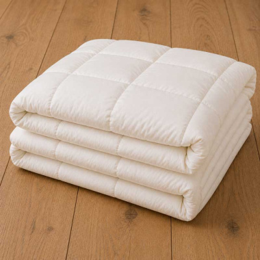 Warme Winterdecke mit Schafwolle
